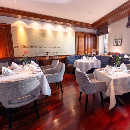 Restaurante Schwabenstube en el Hotel Adler Asperg cerca de Ludwigsburg